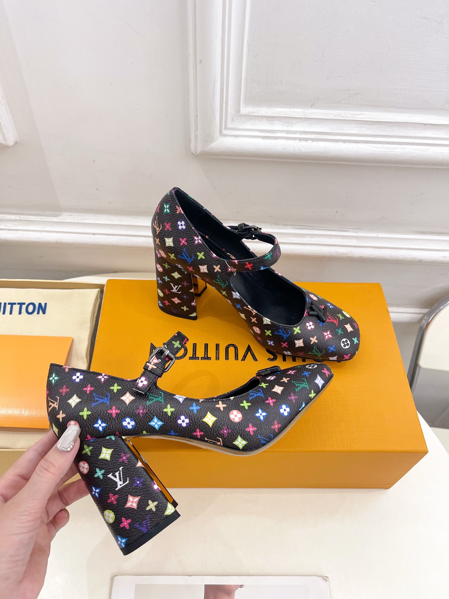 Women's high heels